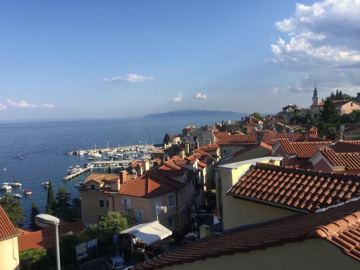 Apartment Lady Lidija - Volosko Free Parking Opatija Bagian luar foto